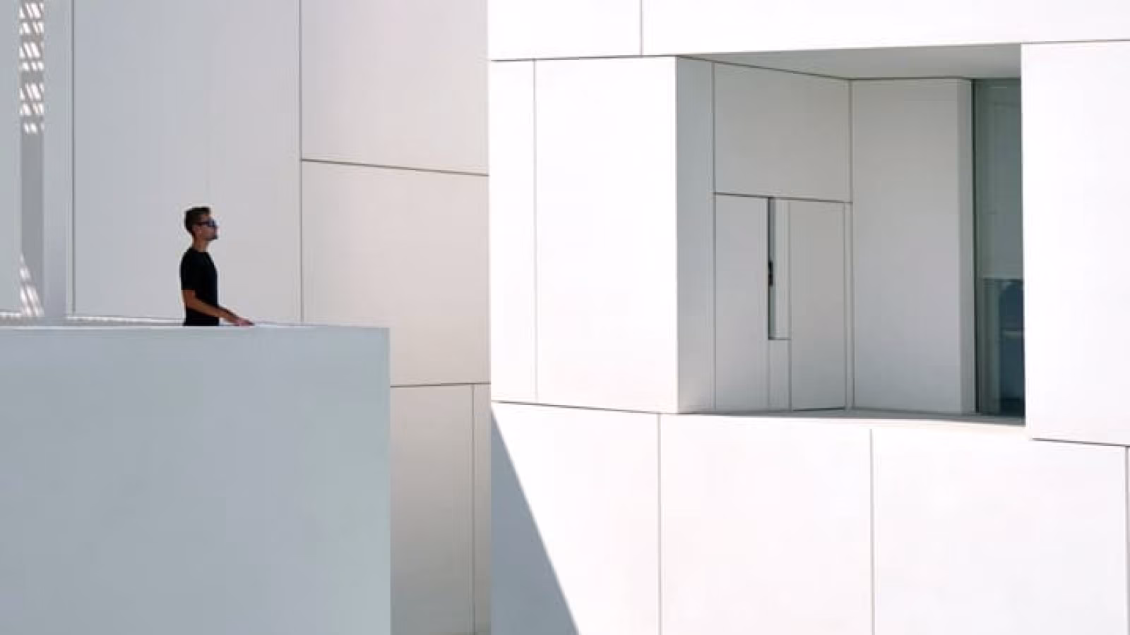 CRM впровадження для групи компаній Perfumer, Milliform, Esse